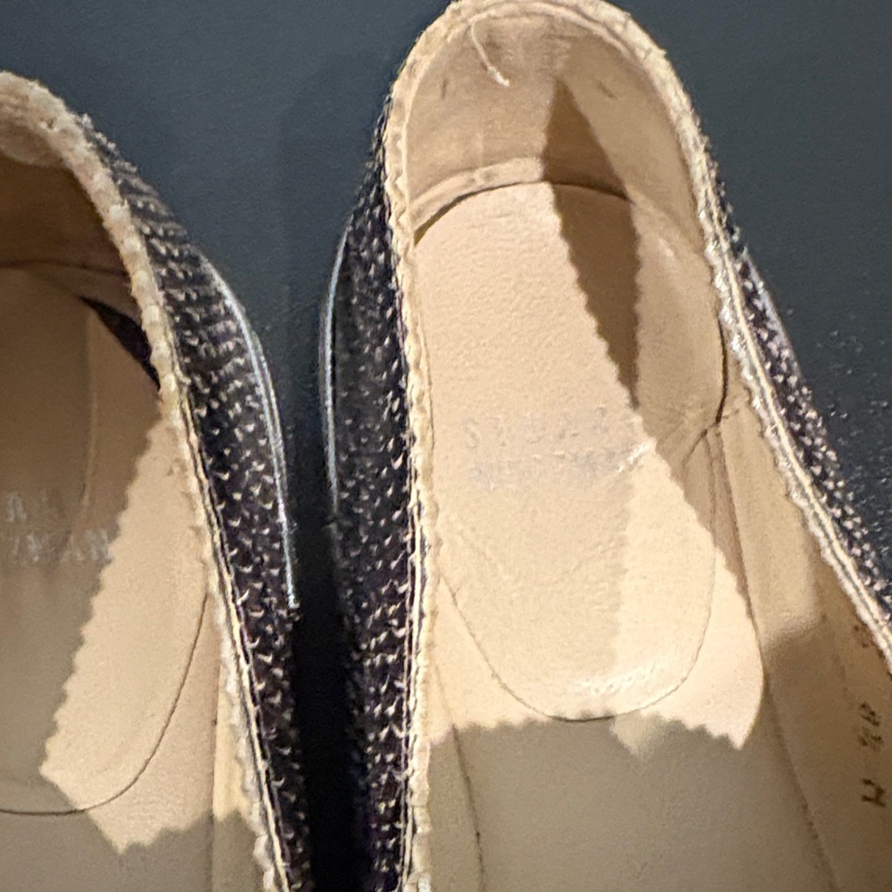 Stuart Weitzman Beige Snake-Embossed Slip-On Moccasins - Picture 2 of 9